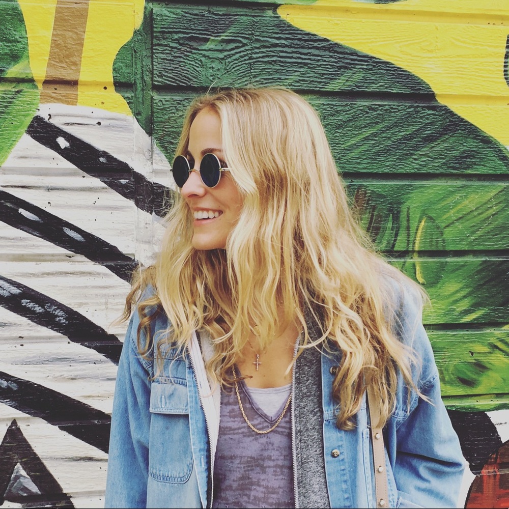 Meet your Posher, Abby